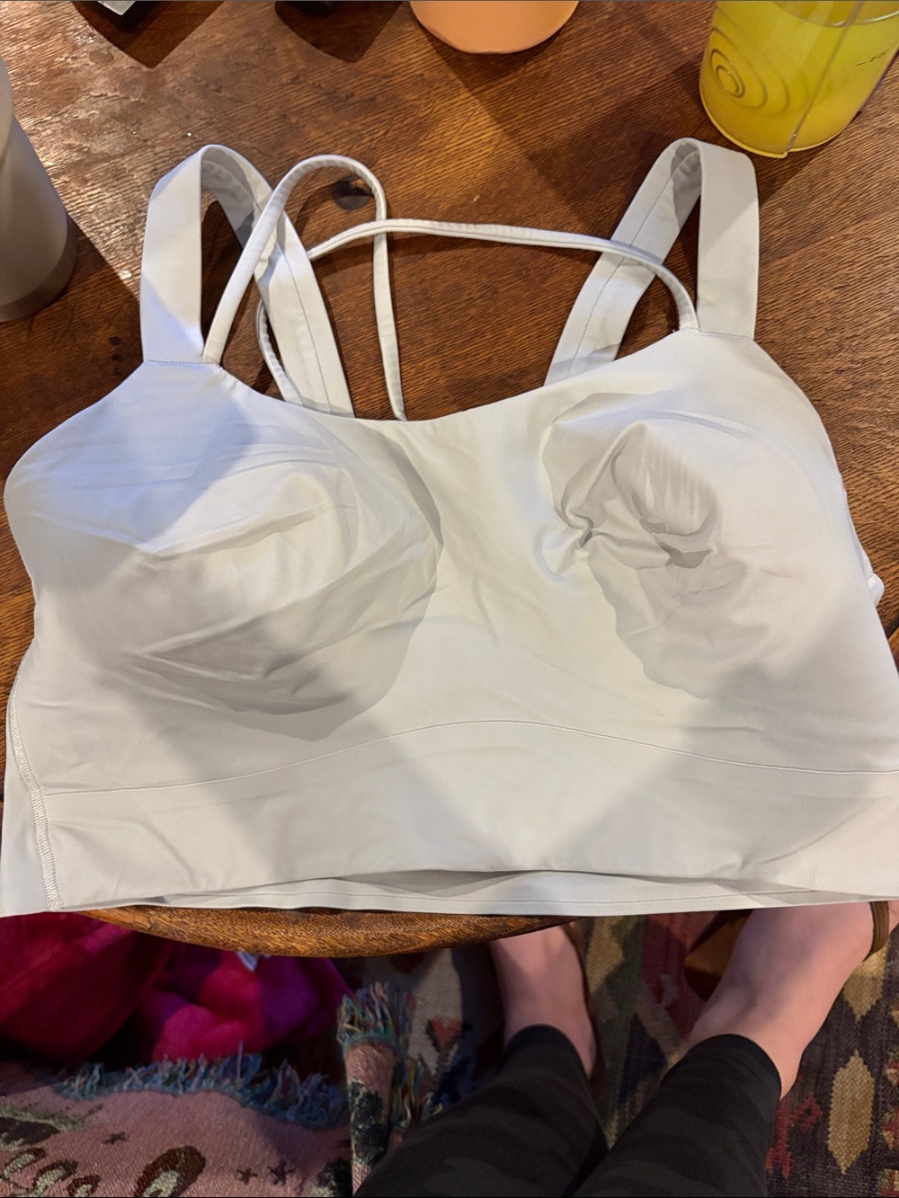 Lulu white like a cloud sports bra🤍